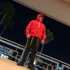 Meet your Posher, Julian